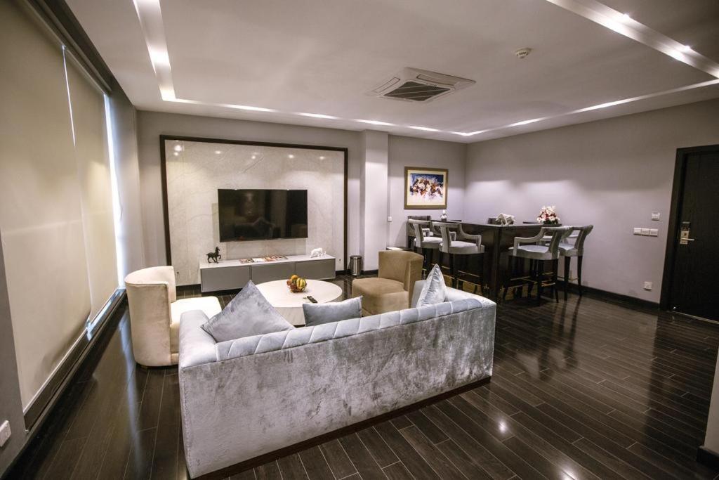 Grand Ittehad Boutique Hotel Лахор Екстер'єр фото